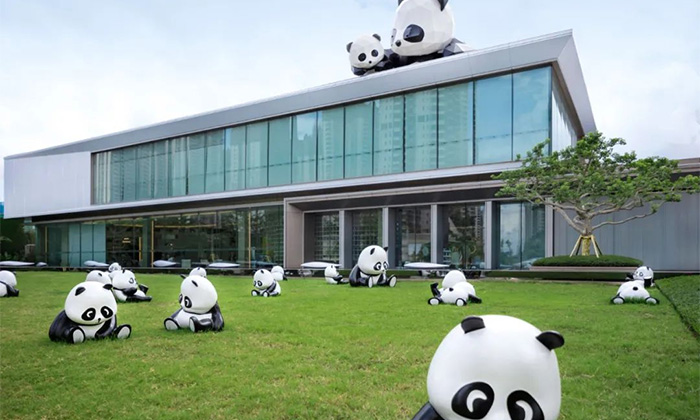 Panda Sculpture